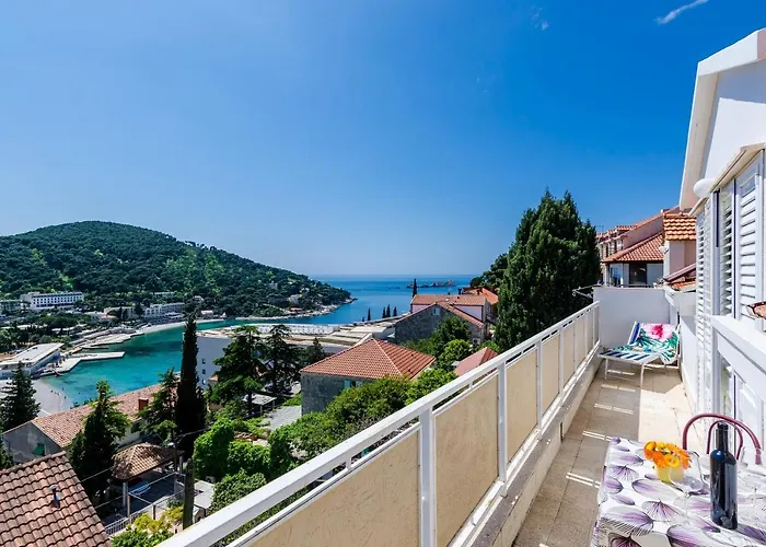 Beautiful Sea View Apartments