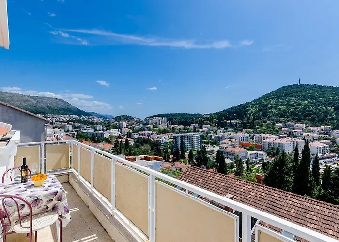 Beautiful Sea View Apartments